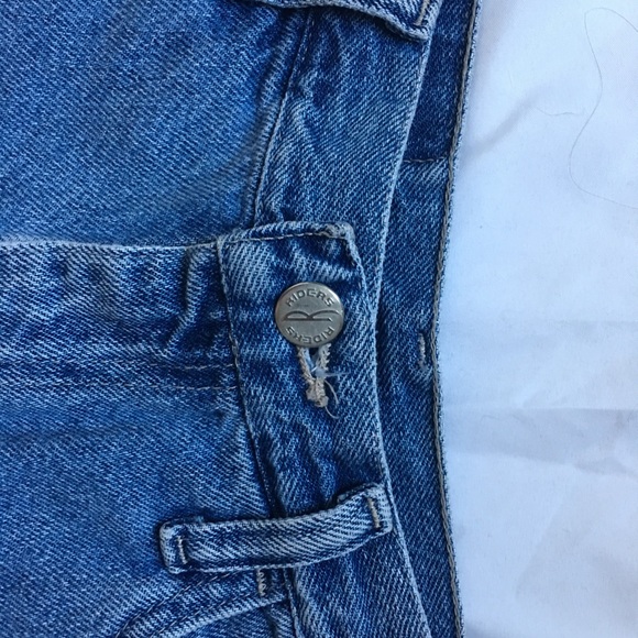 Vintage High-waisted, Raw Edge, Riders Shorts - Picture 4 of 7